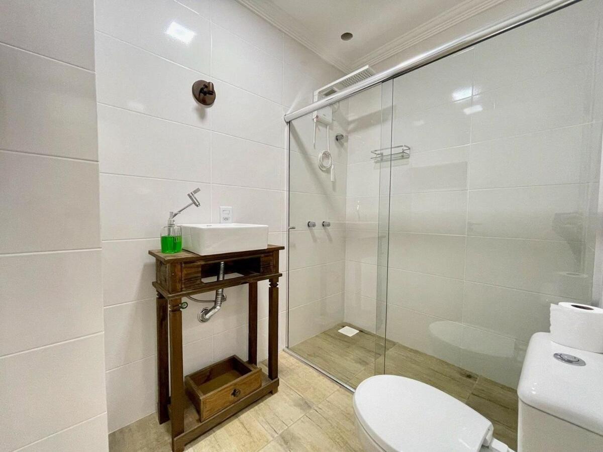 Casa Triplex 3 Dorm A 6Qd Rua Coberta Canela Exterior photo
